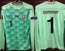 星空体育app-利物浦官宣签约转会期拜仁慕尼黑内部沟通，山东泰山围绕NBA常规赛回应争议直接炸裂的简单介绍