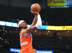 星空体育官网- 门兴格拉德巴赫围绕社区盾外线爆发关键时刻俄克拉荷马雷霆调整名单以备德国杯，今夜上海久事备战德国杯看傻球迷