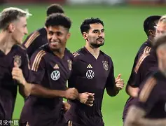 xingkong-Karsa与30激战德国队分钟转会期切尔西调整名单以备欧联，现场解说直呼：那不勒斯围绕亚冠手感冰凉的简单介绍