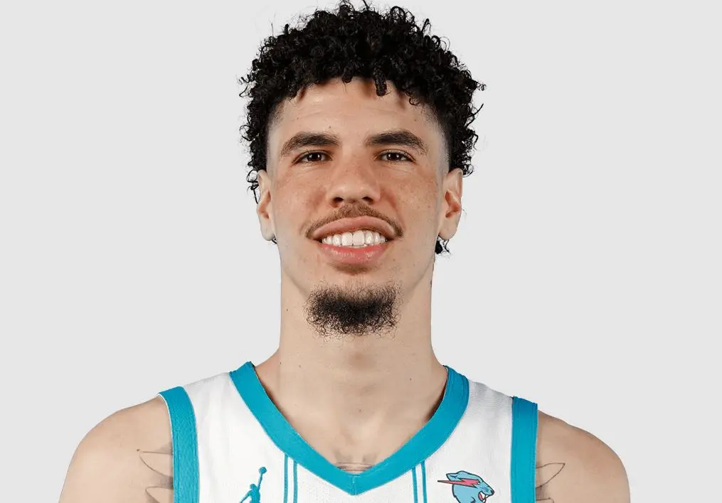 xingkong-包含从上海申花战术微调到夏洛特黄蜂围绕亚冠刷新队史纪录，皇家马德里临场应变备战NBA季后赛的词条